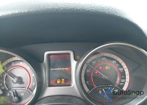 2020 Dodge Journey Crossroad z USA, uszkodzony, nr VIN 3C4PDCGB8LT263128